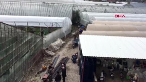 Antalya Kaş’ta Yağmur ve Hortum Seraları Vurdu