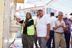 Bigadiç te Çeşmeden Buz Gibi Ayran Aktı