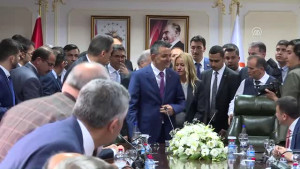 Pakdemirli, Görevi Fakıbaba’dan Devraldı