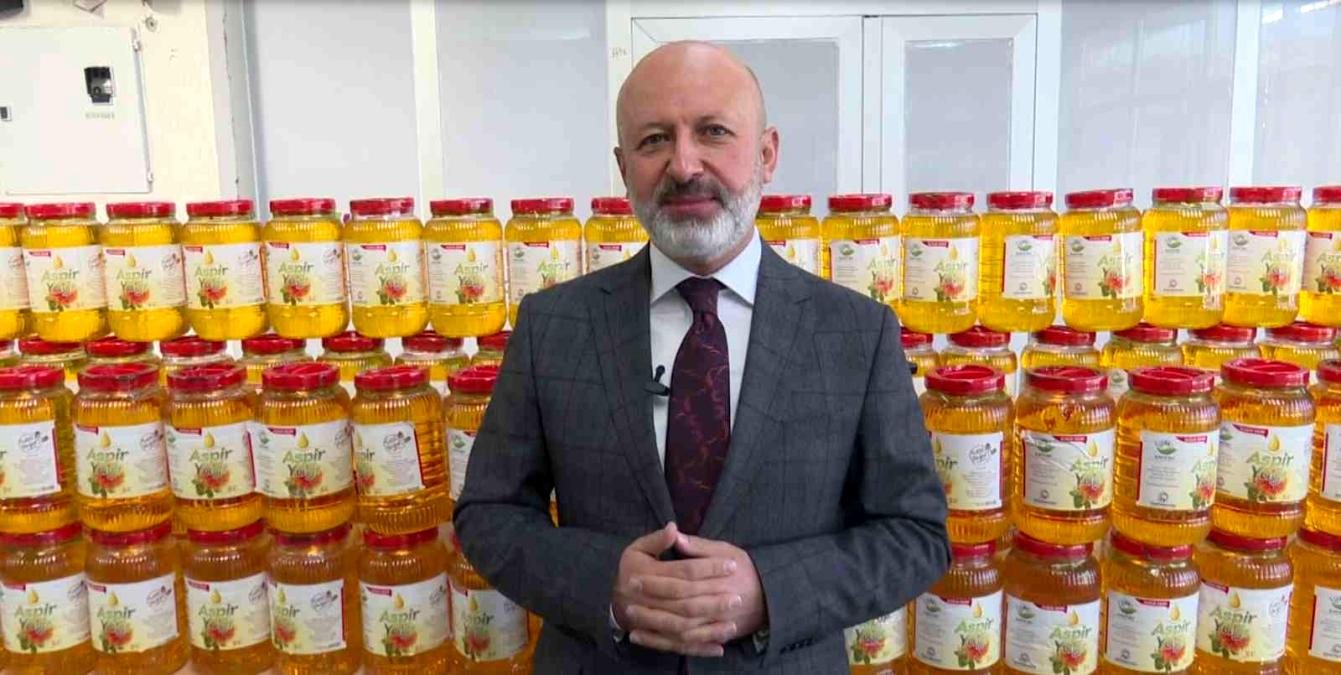 Kocasinan Belediyesi, ürettiği aspir yağını ihtiyaç sahiplerine dağıtıyor