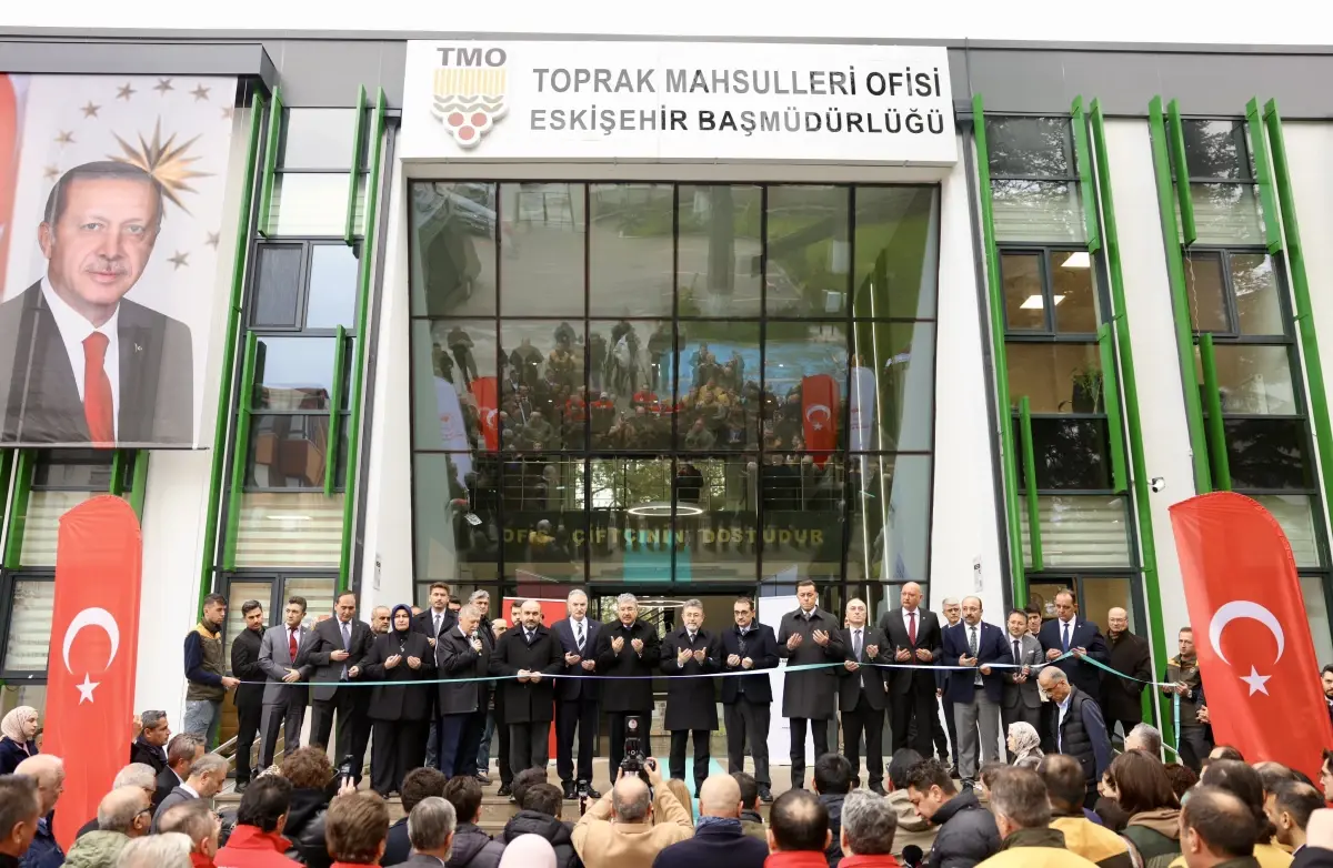 TMO BİNASININ AÇILIŞINA KATILDI