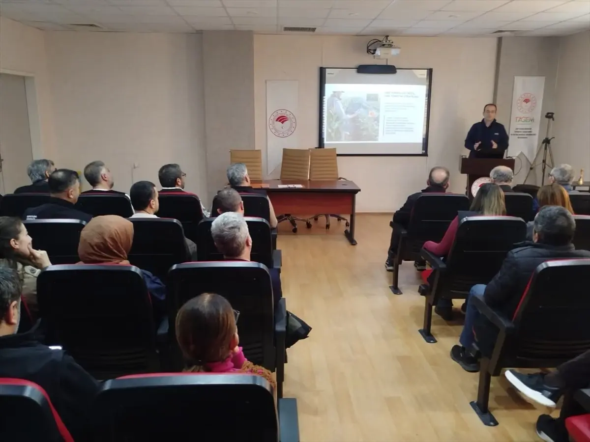 Diyarbakır'da "İleri Tarım Uygulamaları" ve "Hassas Tarım Uygulamaları" eğitimleri verildi