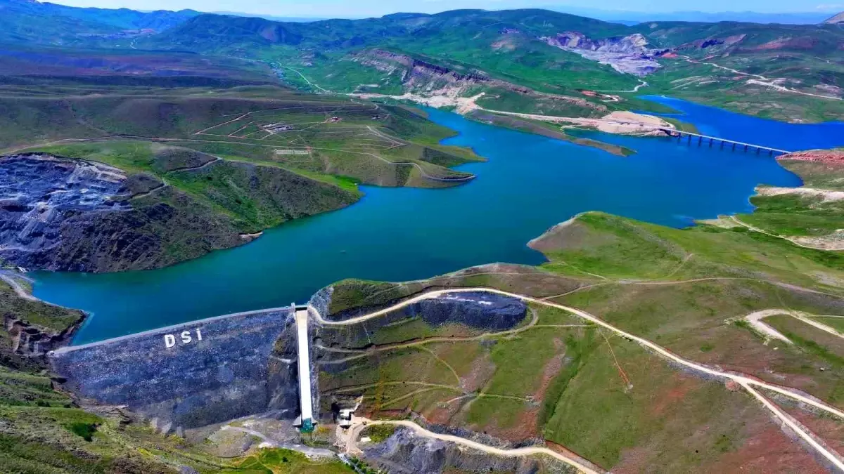 Erzincan'da son 23 yılda su yatırımlarıyla tarım ve enerjiye katkı