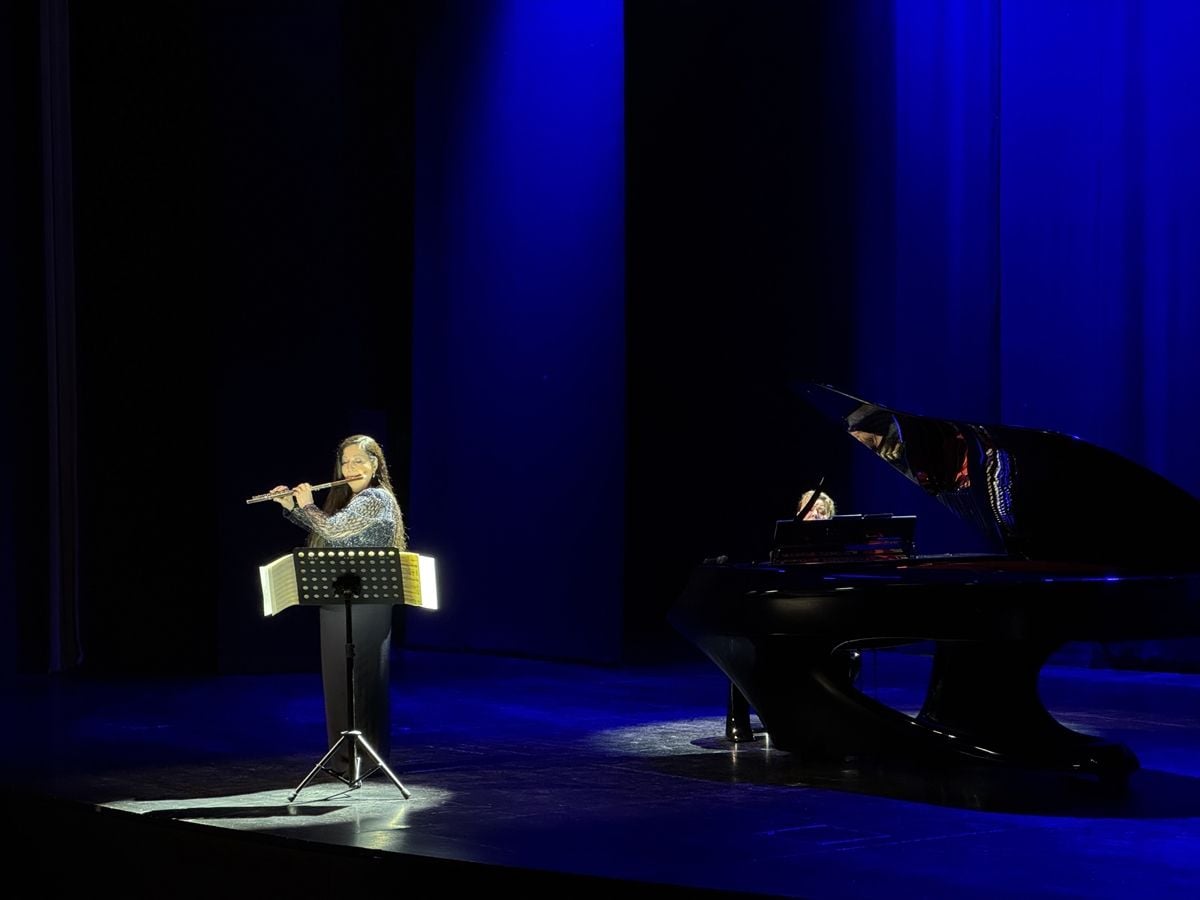 Flüt virtüözü Şefika Kutluer AKM'de müzikseverlerle buluştu