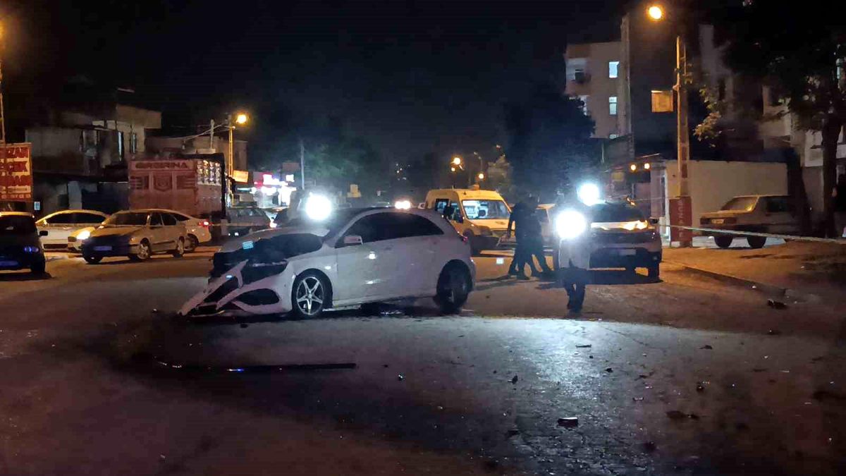Adana Kozan'da zincirleme kaza: 1 ölü, 4 yaralı; sürücü kaçtı