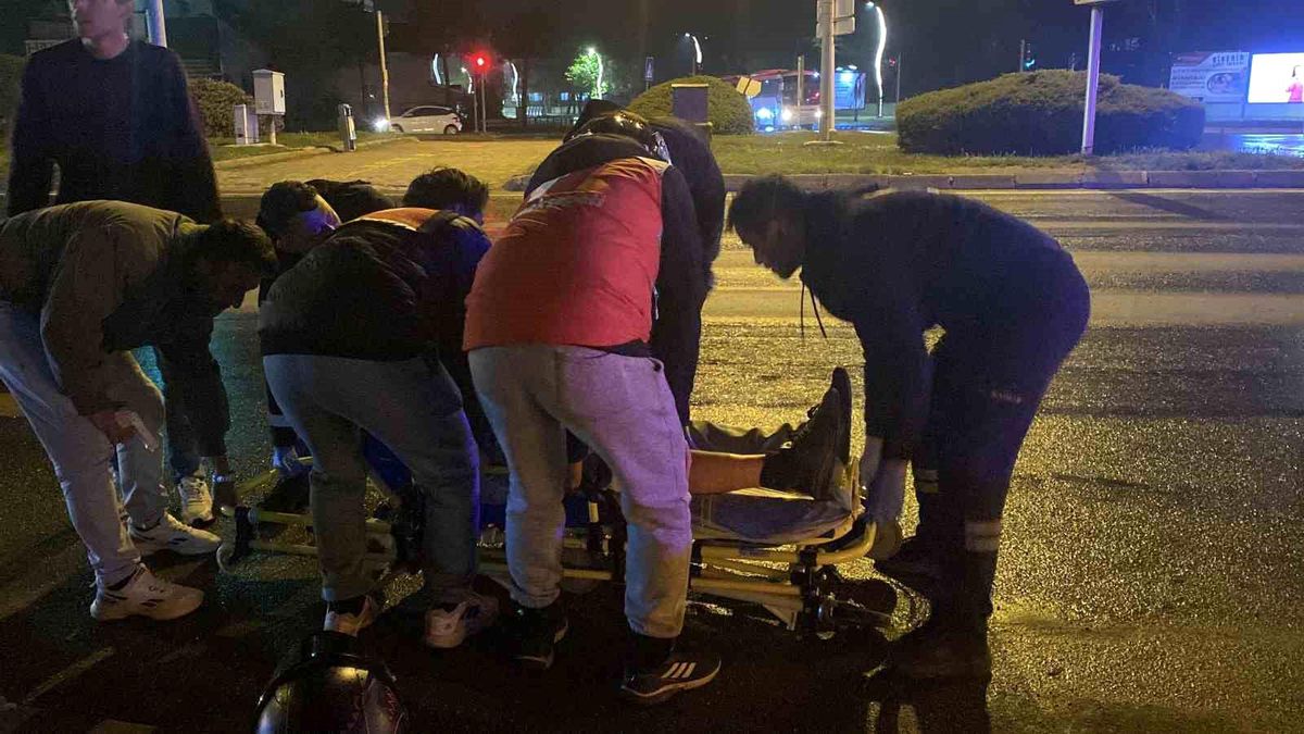 Bolu'da otomobil ile motosiklet çarpıştı: 1 yaralı