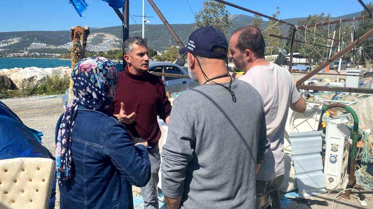 Didim'de perakende balık satışı yapan işletmeler denetlendi