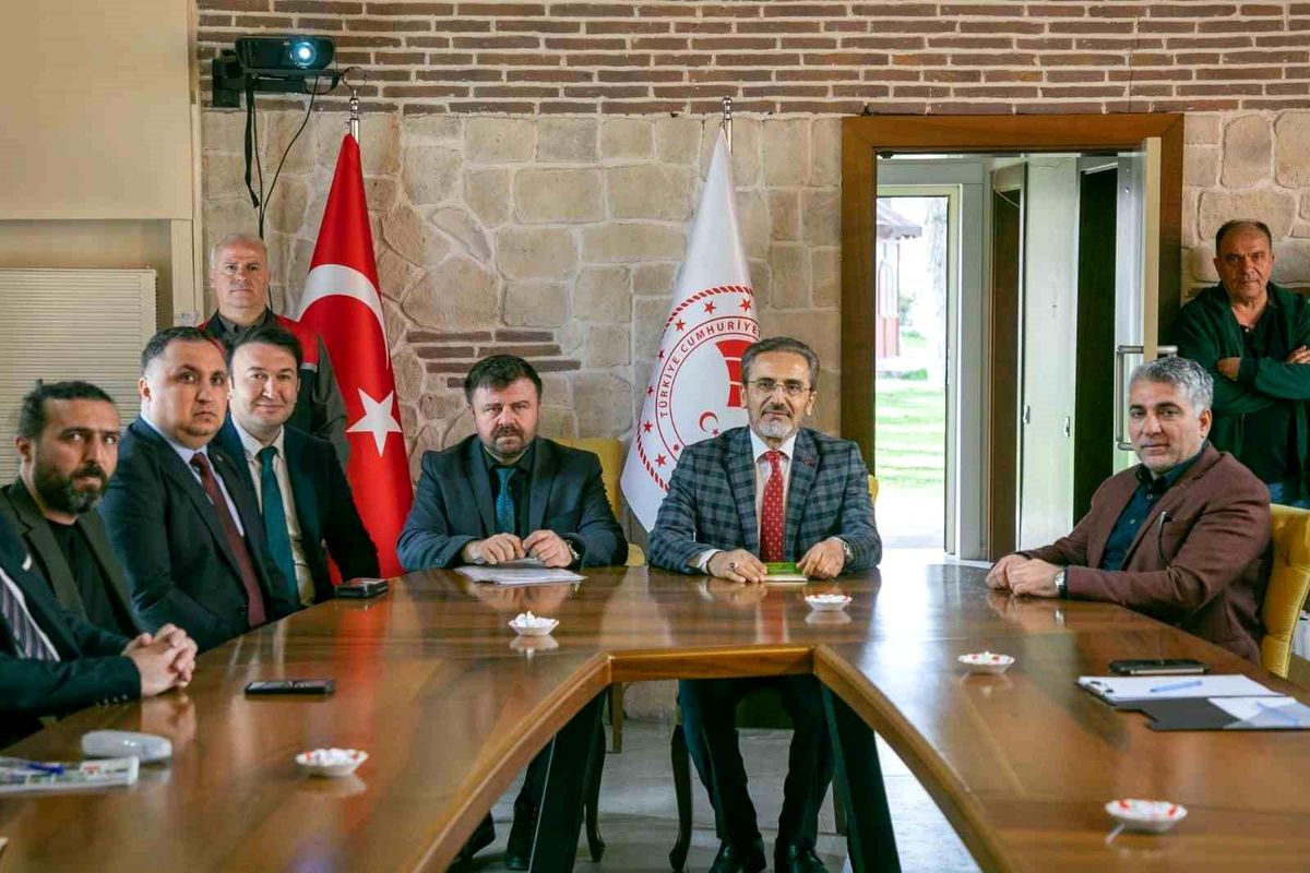 Eskişehir'de üreticiler tarım sigortalarıyla ilgili bilgilendirildi