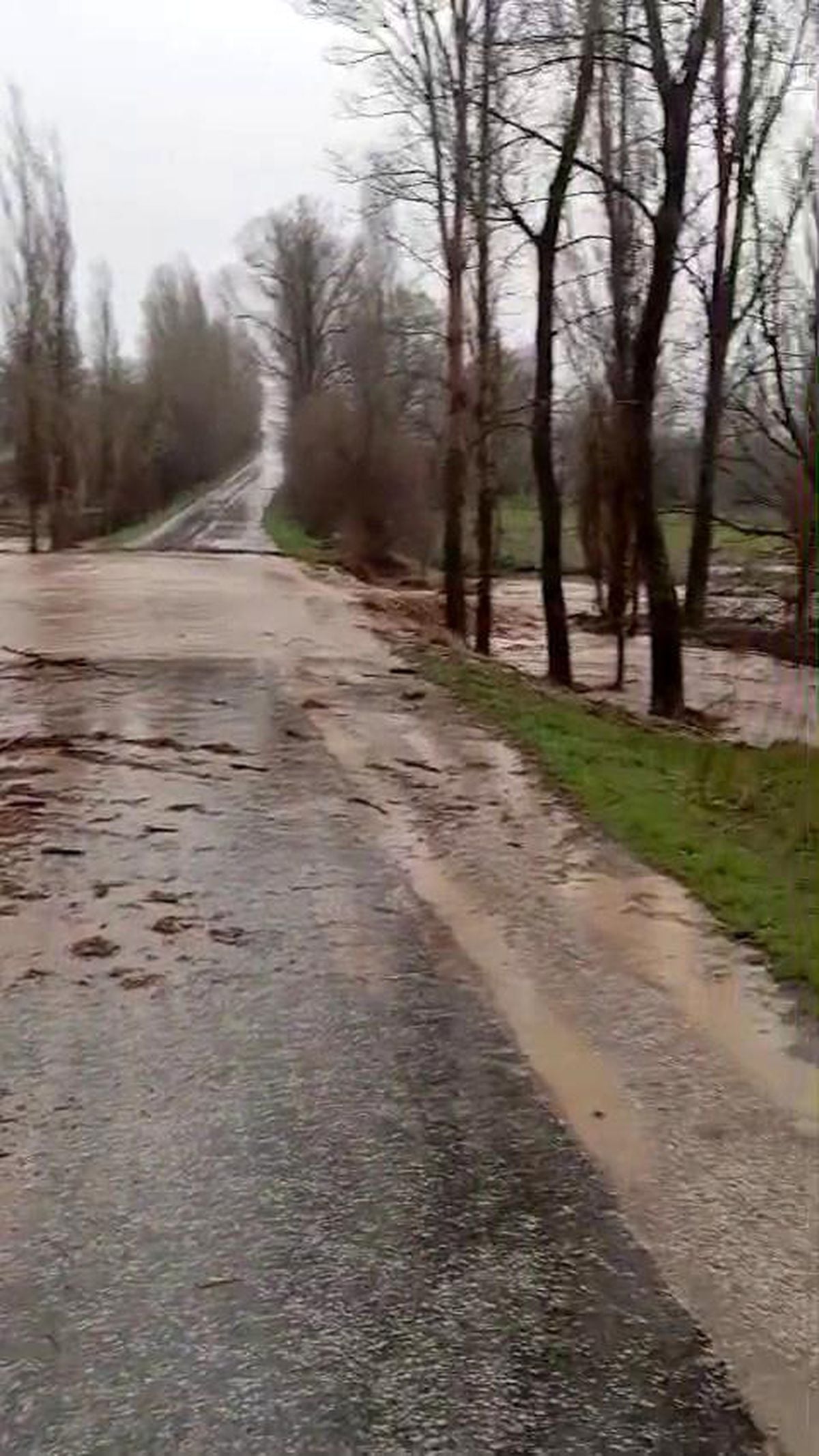 Sivas'ta kuvvetli yağış taşkınlara neden oldu
