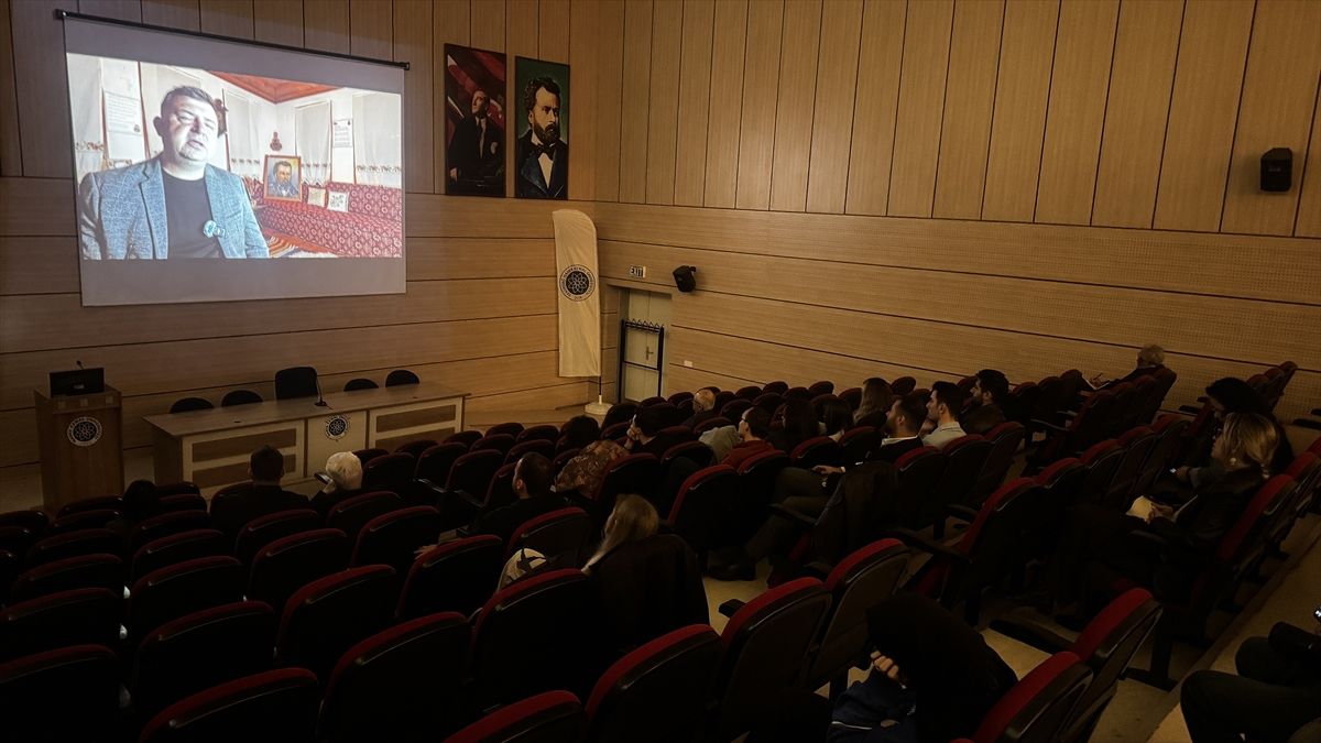 Tekirdağ'da yapay zeka destekli "Namık Kemal belgeseli" öğrencilere tanıtıldı