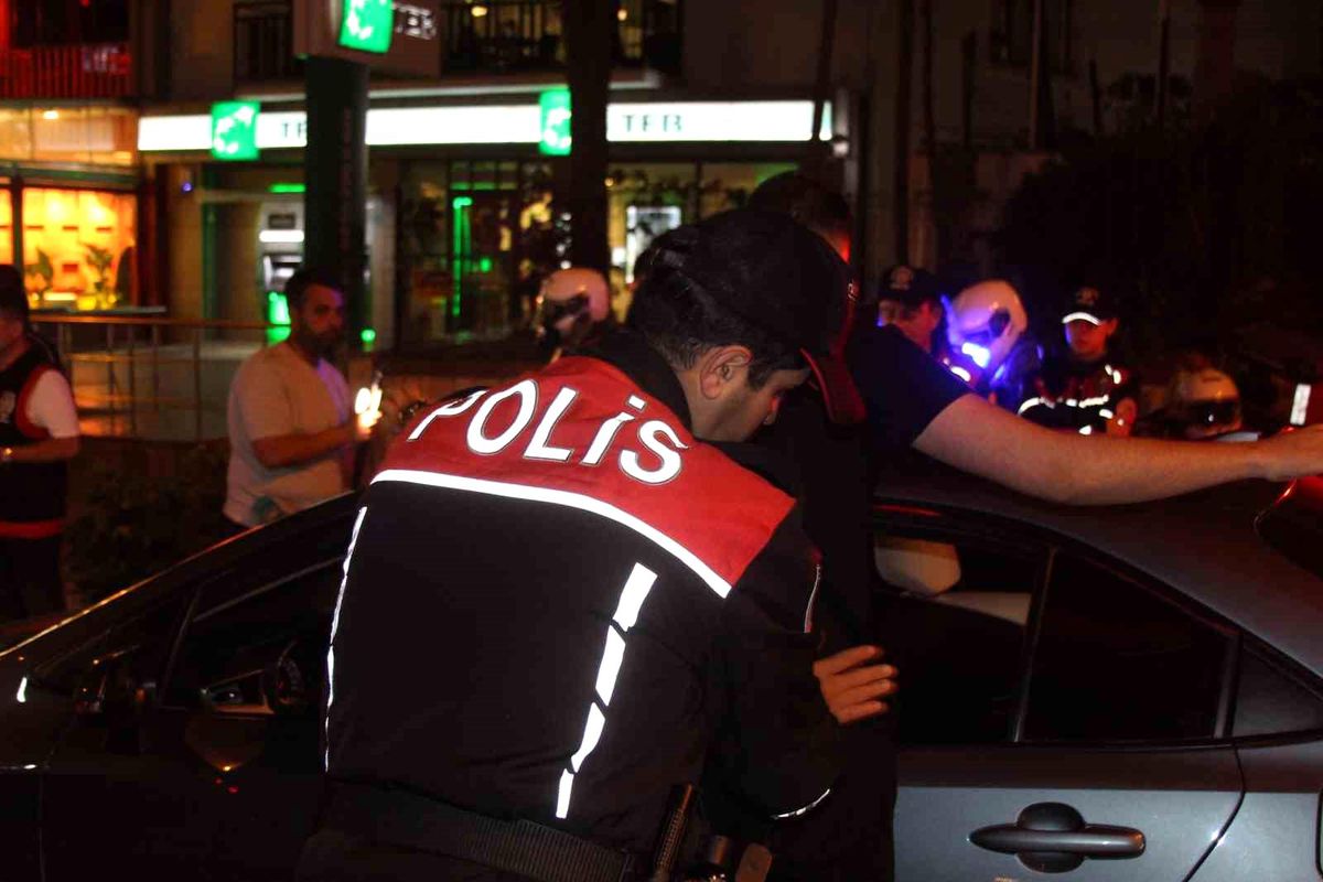 Adana'da bayram denetimleri sıkılaştı: 1 milyon 298 bin TL ceza kesildi