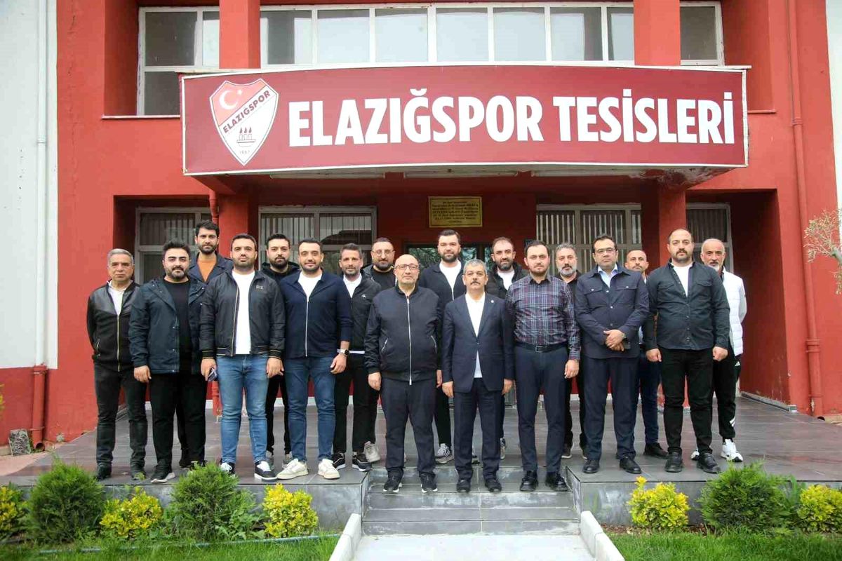 AK Parti'den Elazığspor'a moral ziyareti