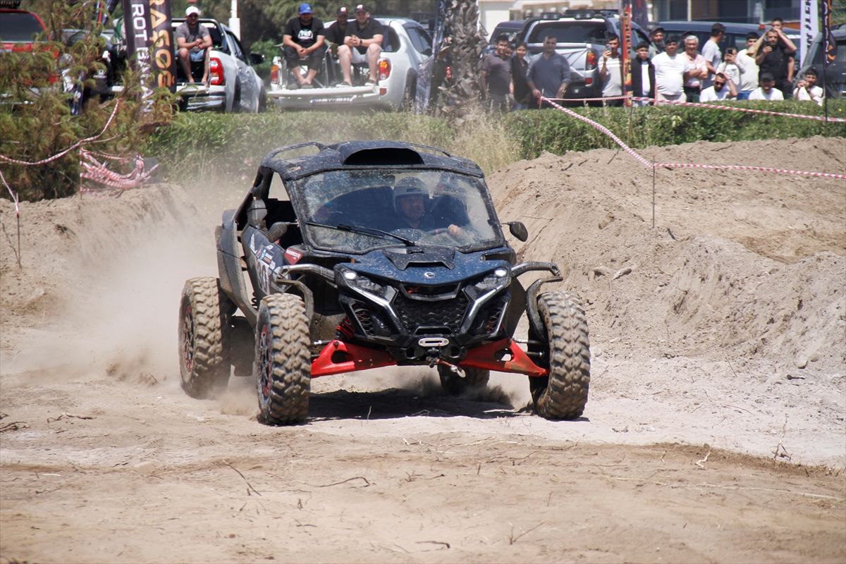 Antalya'da off-road ve kamp etkinliği düzenlendi
