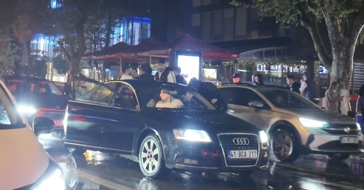 Bağdat Caddesi'nde Galatasaray taraftarlarına tepki