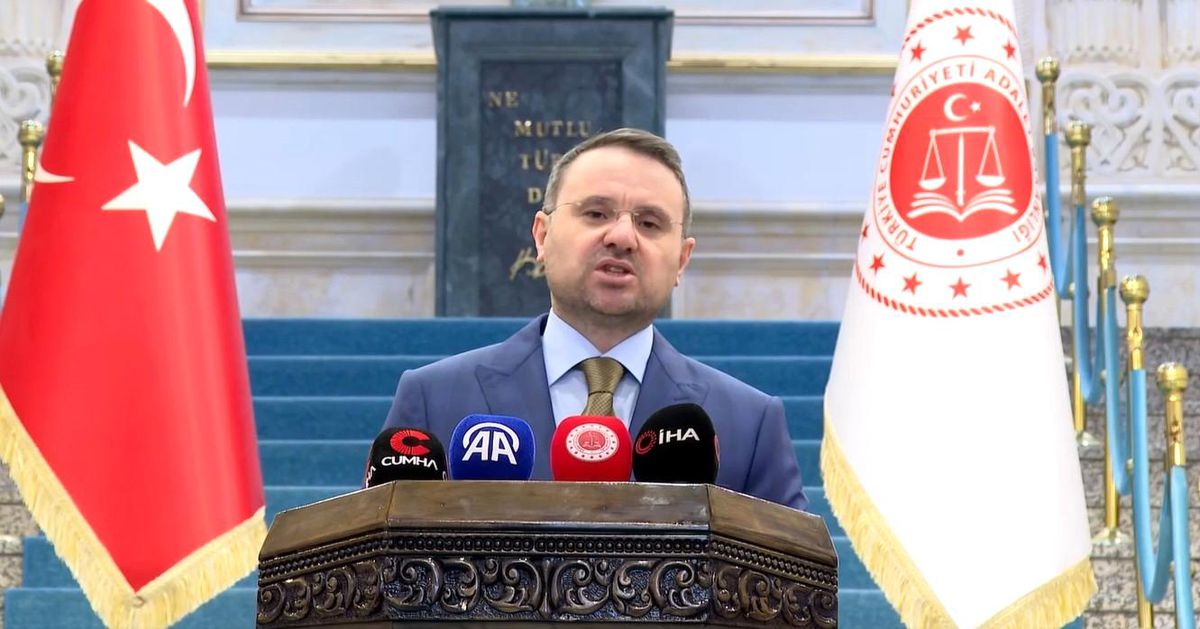 Bakan Gürlek: "(Mutlak butlan kararı) Verilen bu karar, vatandaşlarımızın demokrasiye olan güvenini pekiştiren bir karardır"