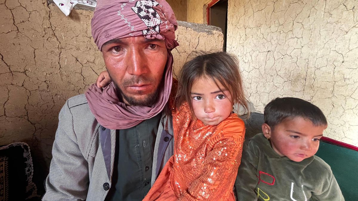Afganistan'da Açlık Krizi: Çocuklarını Satmak Zorunda Kalan Aileler ve Artan Çocuk Ölümleri