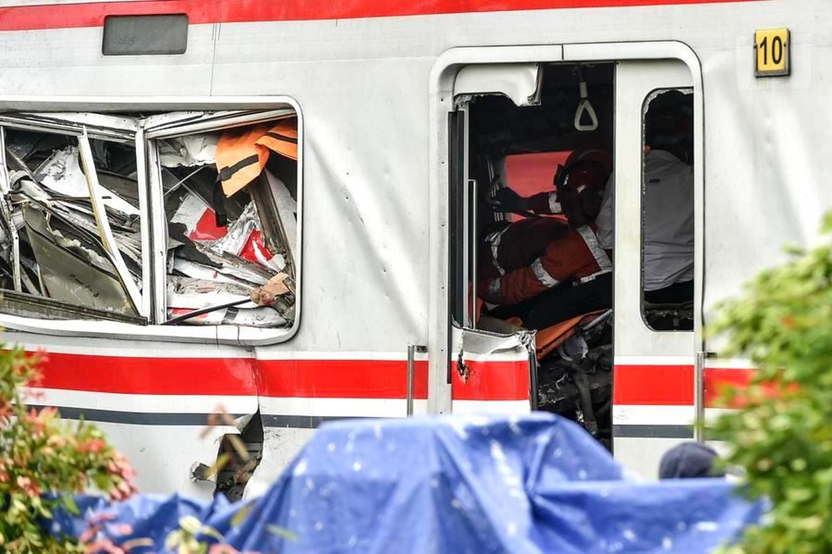 Çin Dışişleri Bakanı Wang, Endonezya'daki Tren Kazasının Ardından Taziye Mesajı Gönderdi