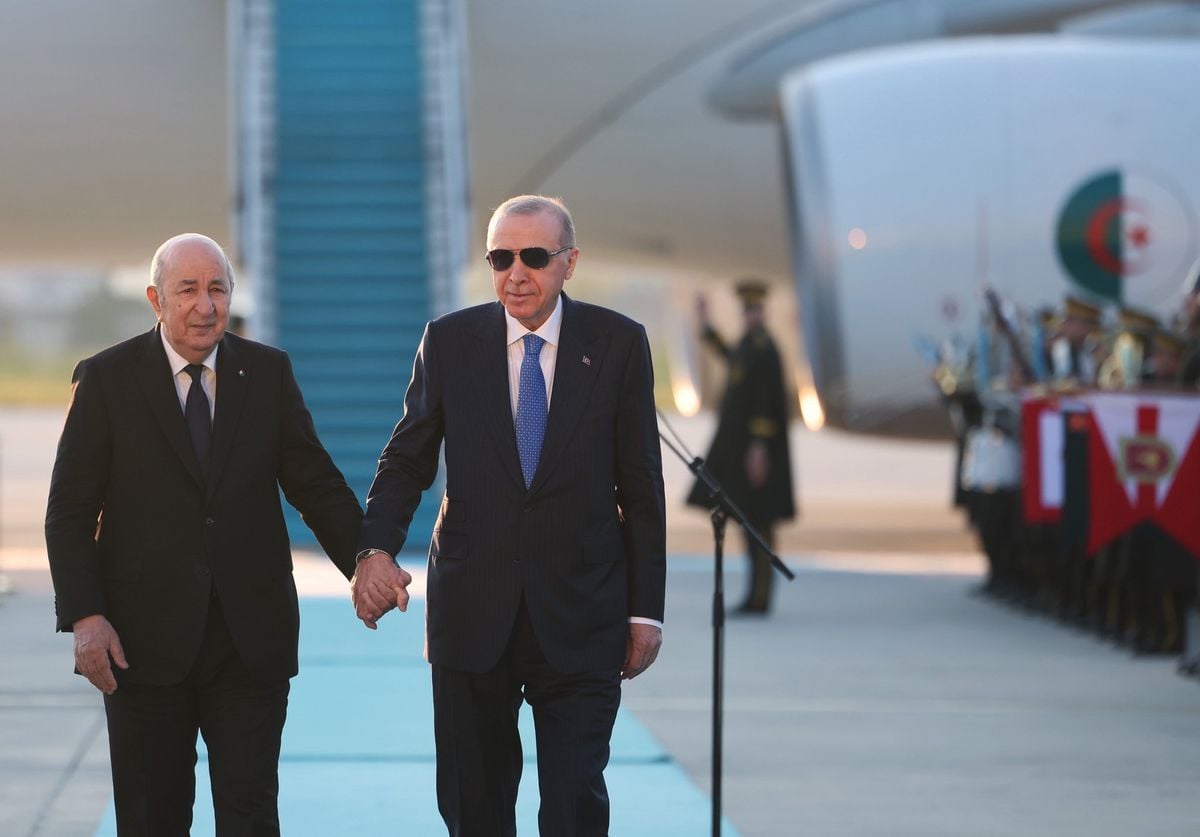 Cumhurbaşkanı Erdoğan, Cezayir Cumhurbaşkanı Tebbun'u karşıladı