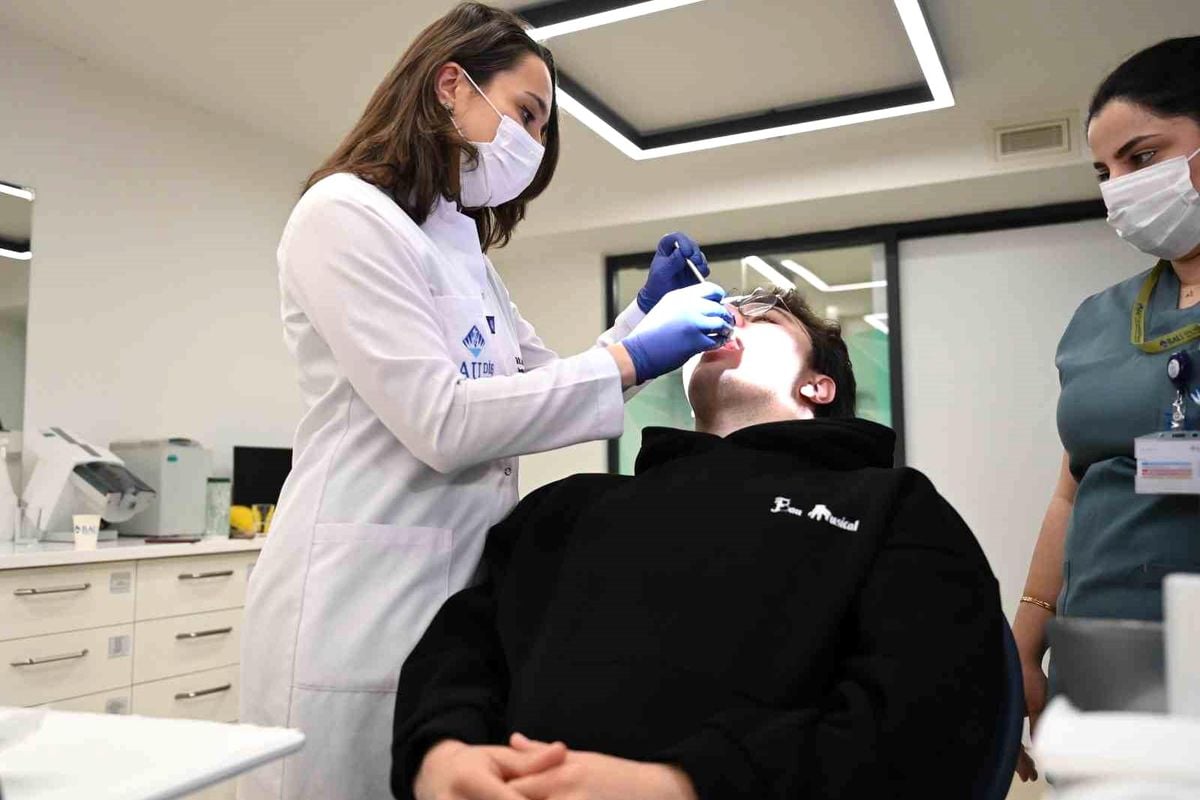 Diş eti hastalıkları Alzheimer'a neden olabiliyor