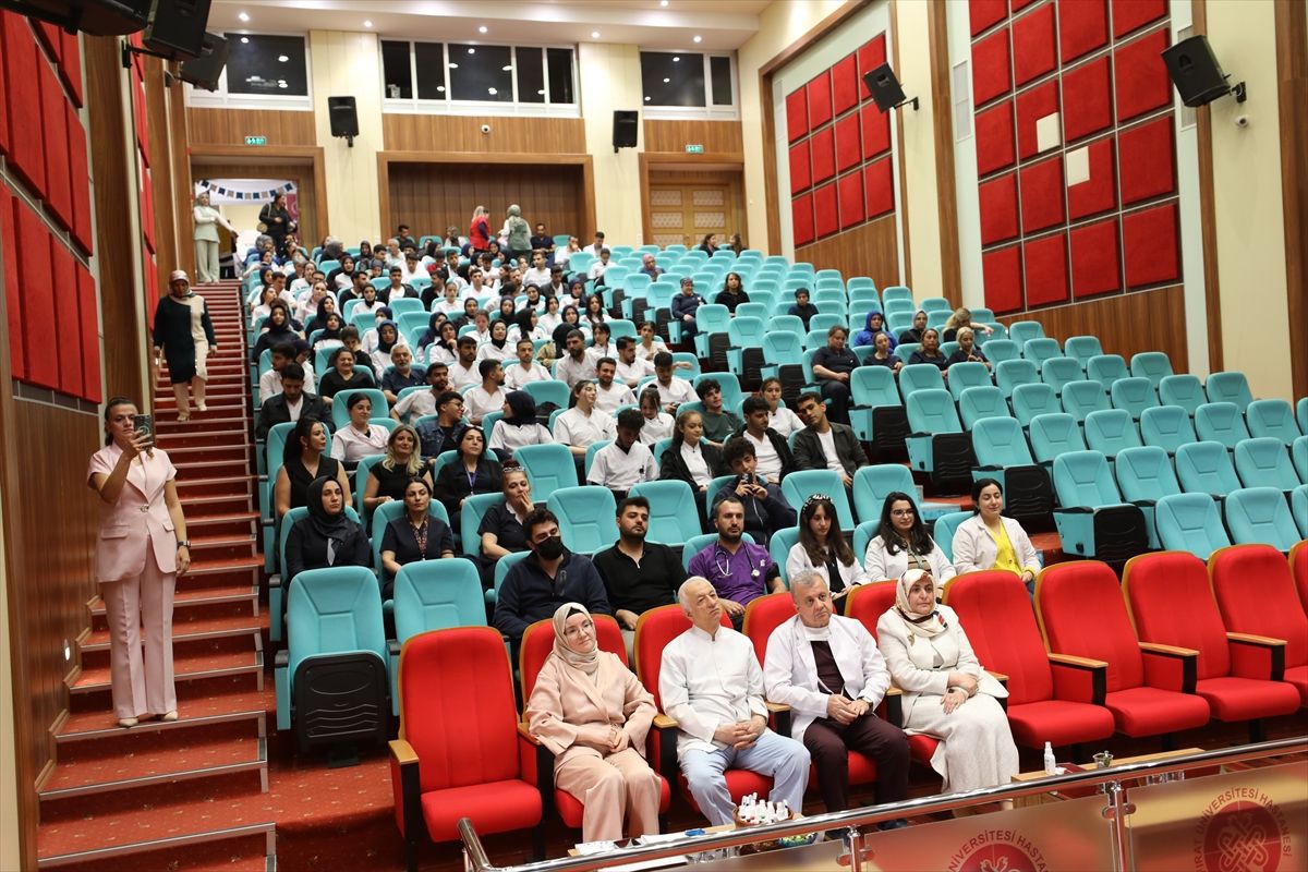 Elazığ'da "5 Mayıs Dünya El Hijyeni Günü" dolayısıyla konferans yapıldı