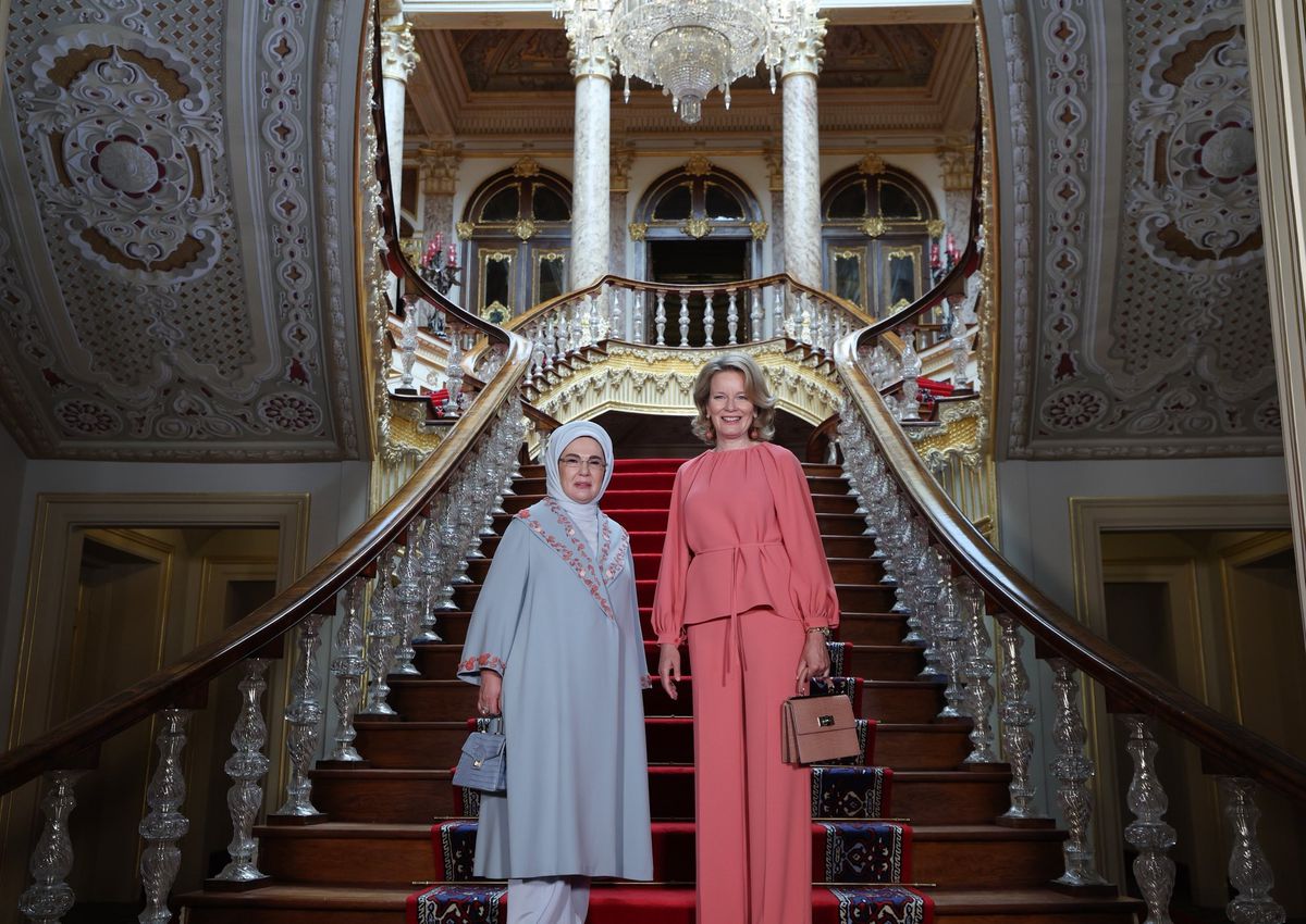 Emine Erdoğan, Belçika Kraliçesi Mathilde'yi Dolmabahçe'de ağırladı