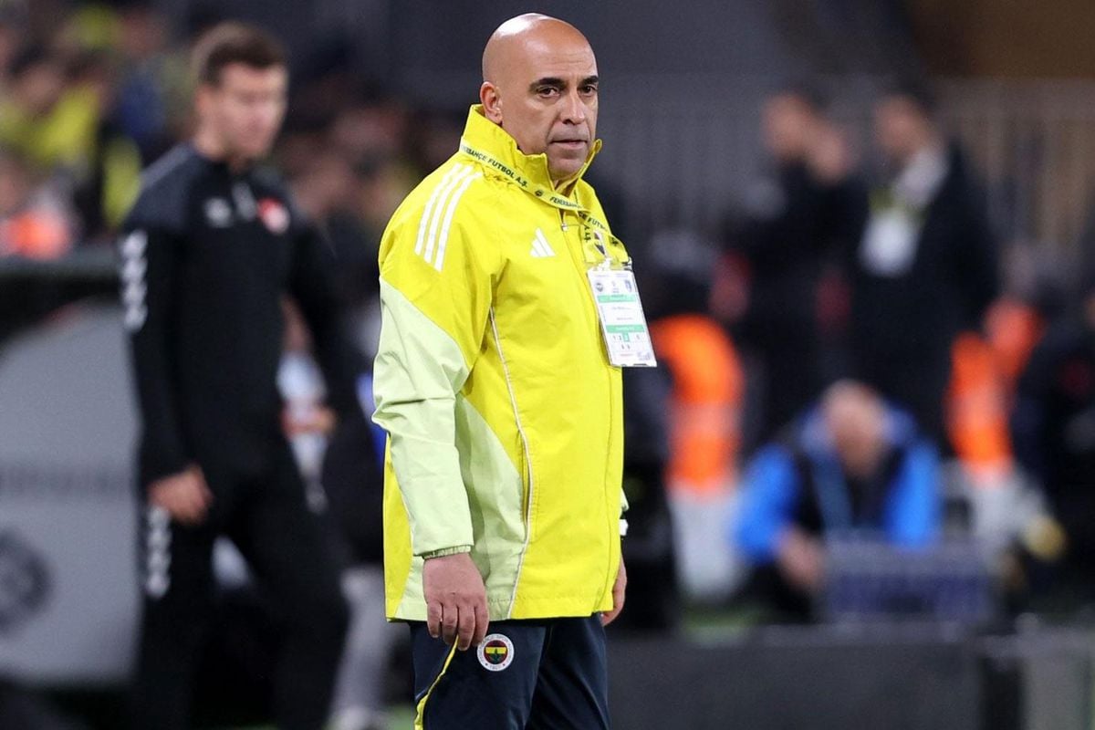 Fenerbahçe'de kadro dışı kararı açıklandı