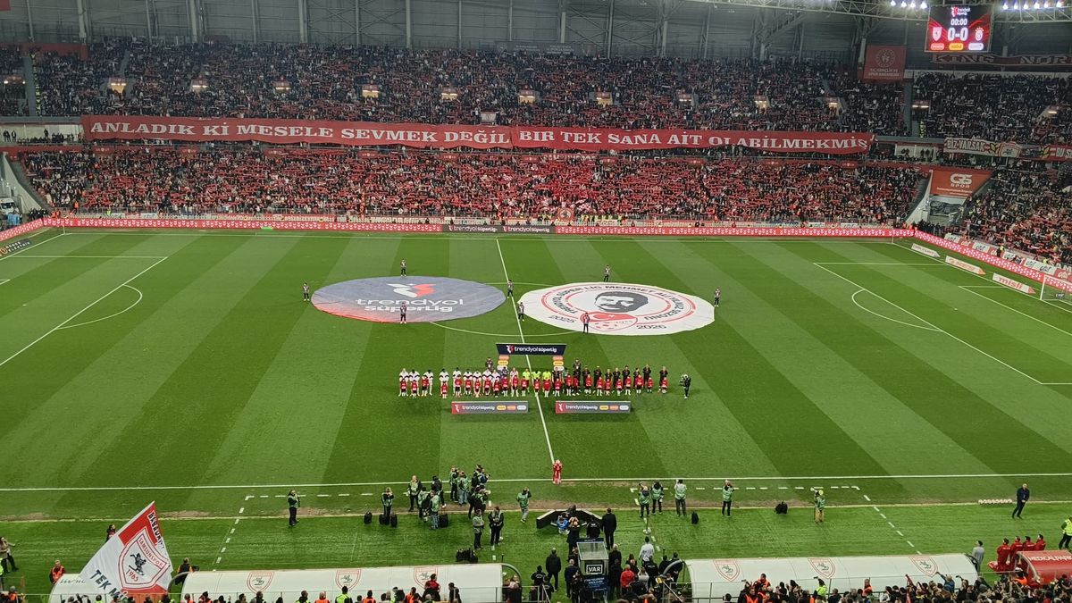 Samsunspor-Galatasaray: Şampiyonluk Maçında Kritik Karşılaşma