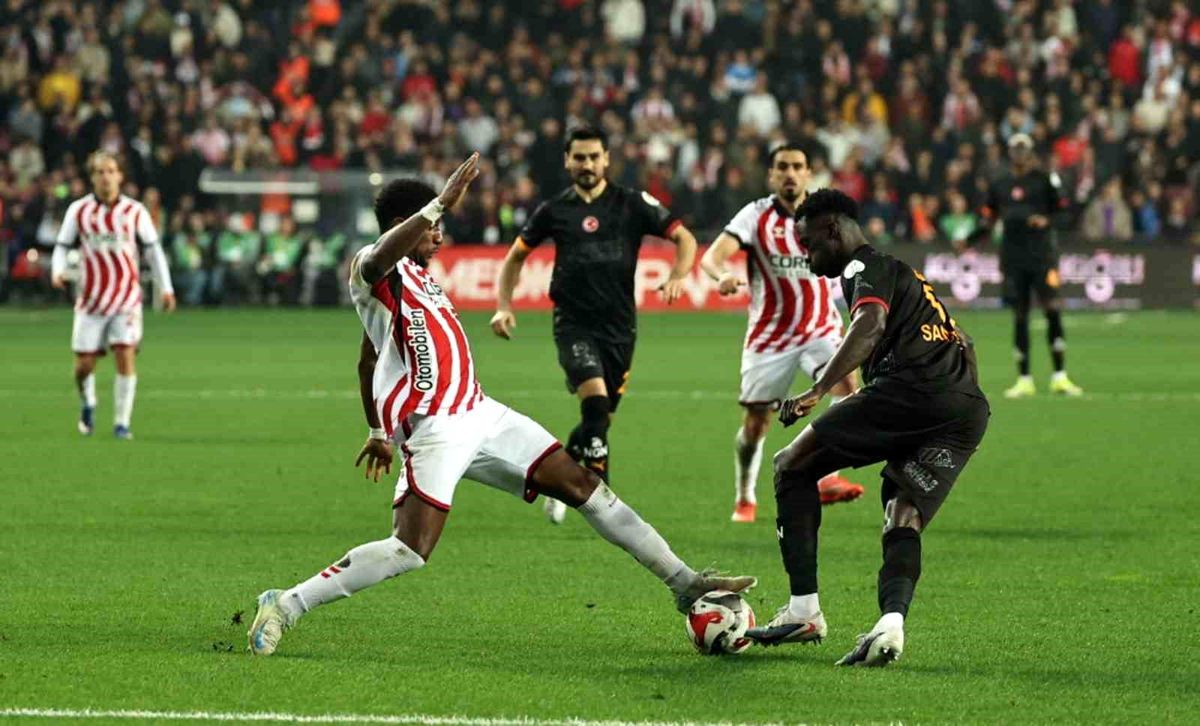 Galatasaray'ın Samsunspor'a karşı 9 maçlık galibiyet serisi sona erdi