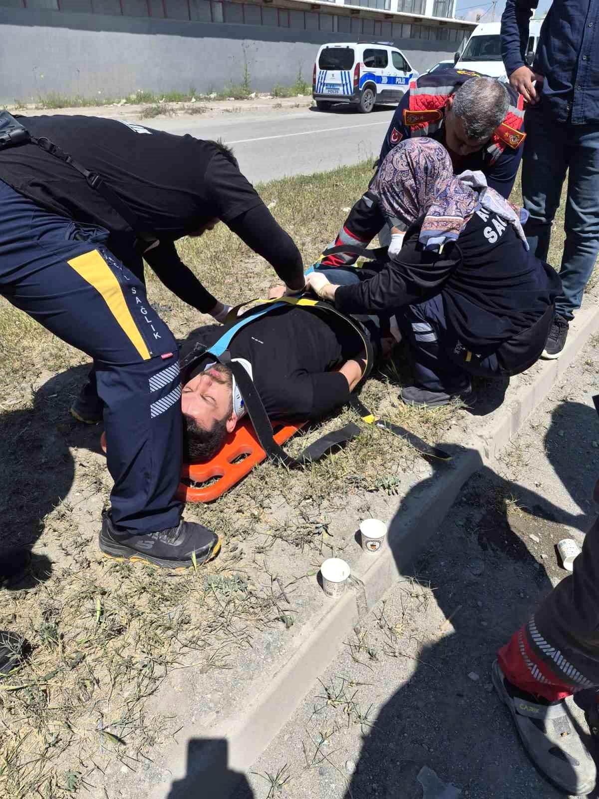 Iğdır'da otomobil takla attı: Sürücü yaralandı