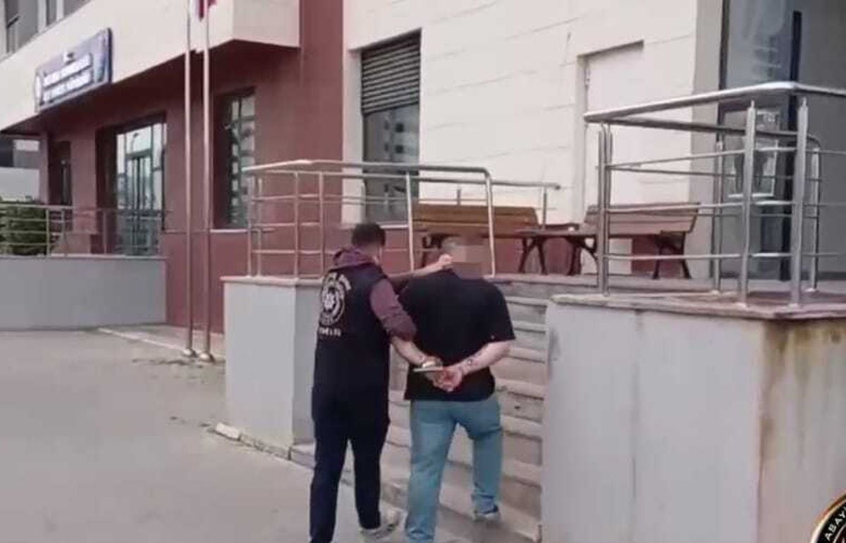İzmir'de aranan şüphelilere şafak operasyonu: 157 gözaltı