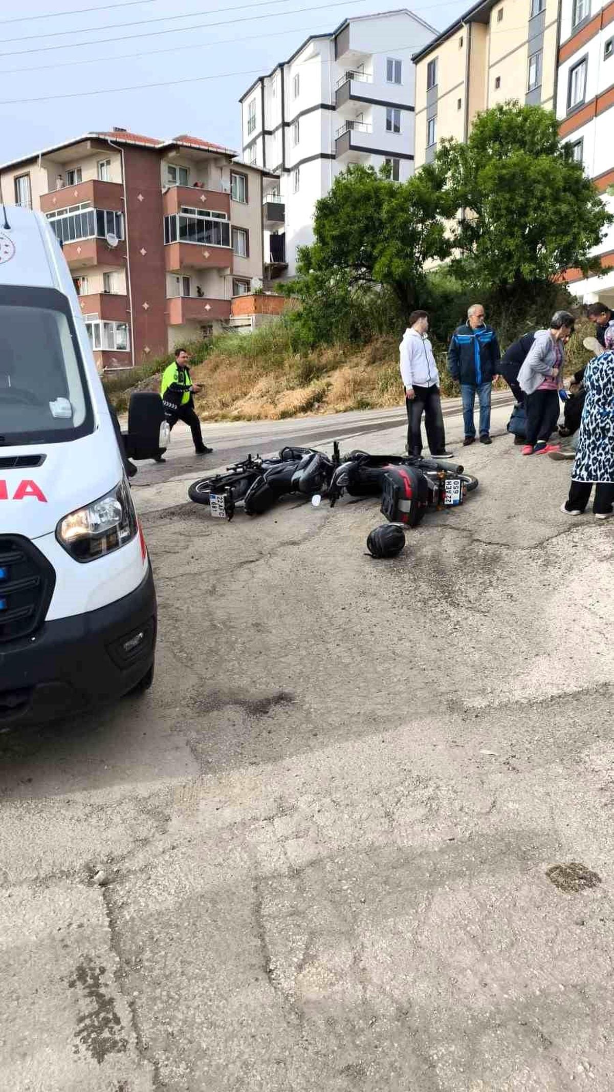 Keşan'da iki motosiklet çarpıştı: 2 yaralı