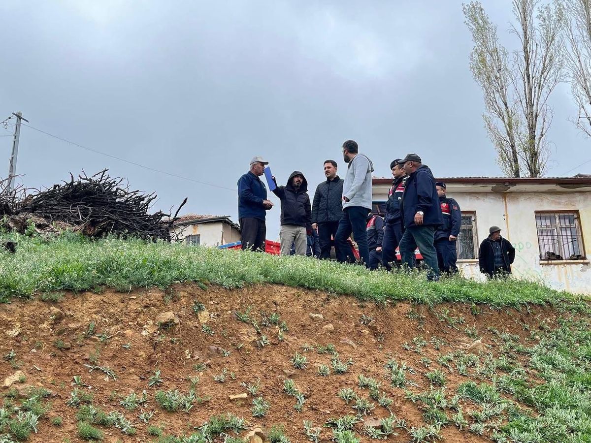 Kırıkkale'de Sağanak Sonrası Toprak Kayması: 9 Yapı Hasarlı