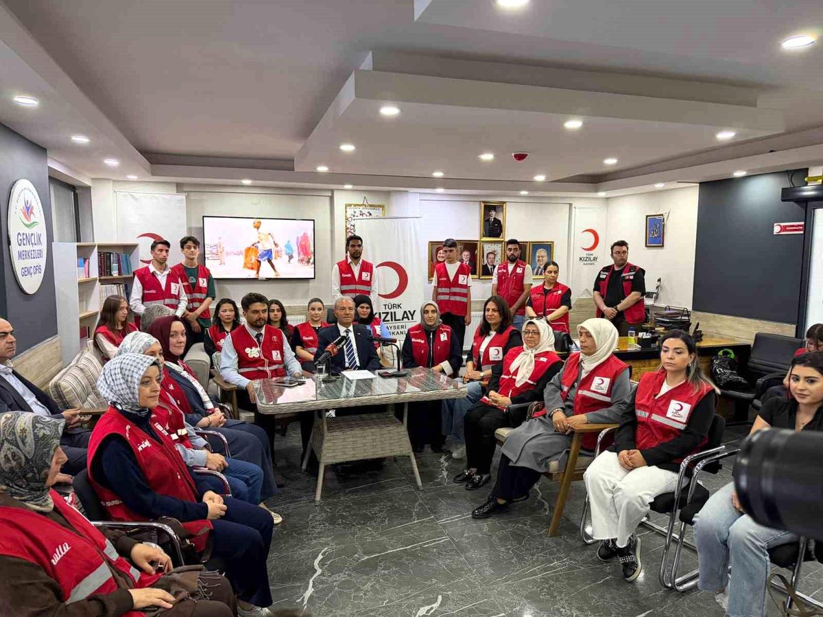 Kızılay Başkanından açıklama: "Sehven paylaşım nedeniyle özür dilerim"