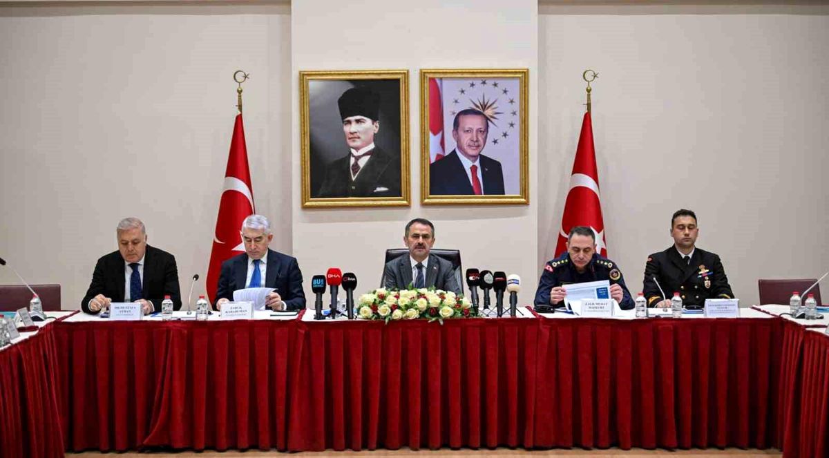 Kocaeli'de bir ayda 77 bin sürücüye trafik cezası kesildi