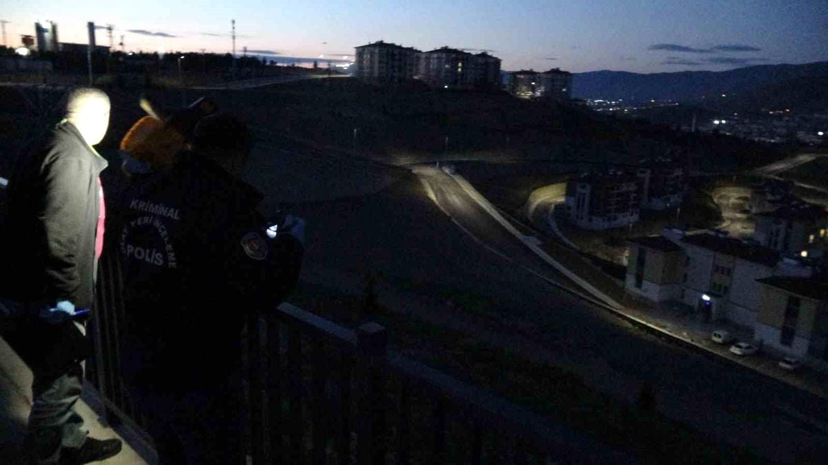 Malatya'da genç sevgililerin tartışması hastanede bitti