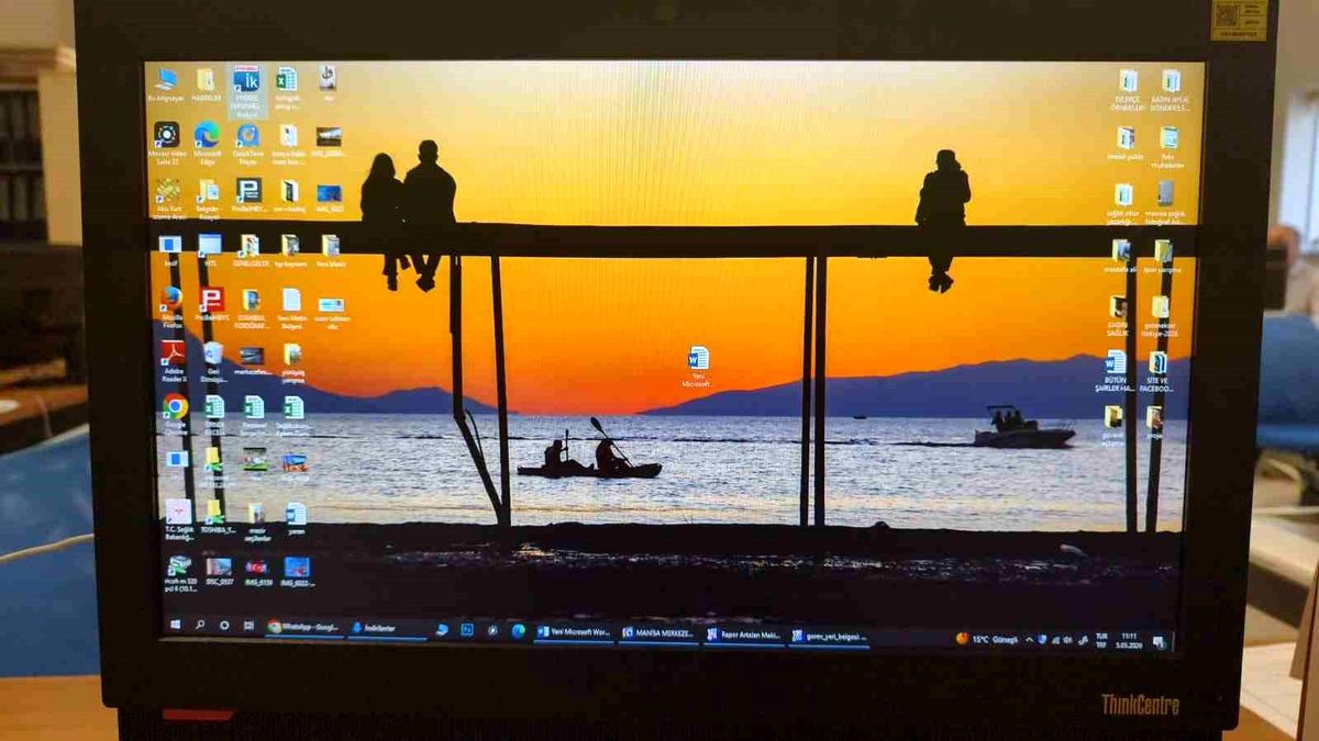 Manisalı fotoğrafçıdan çifte başarı