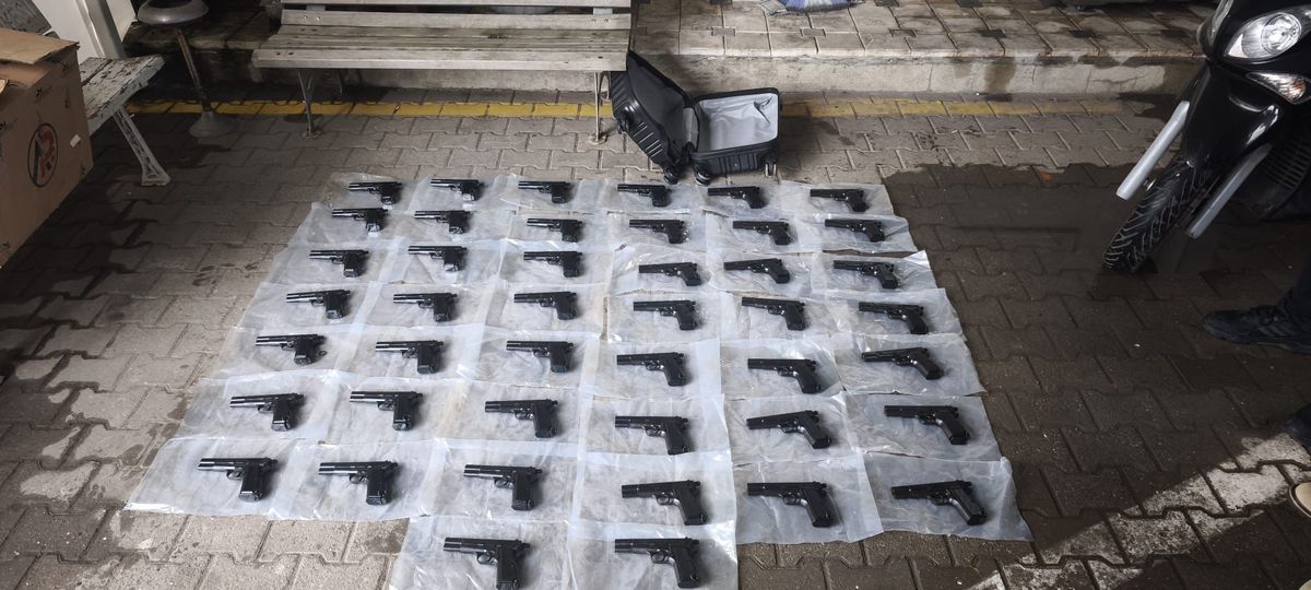 Sakarya'da silah kaçakçılığı operasyonu: 2 tutuklama