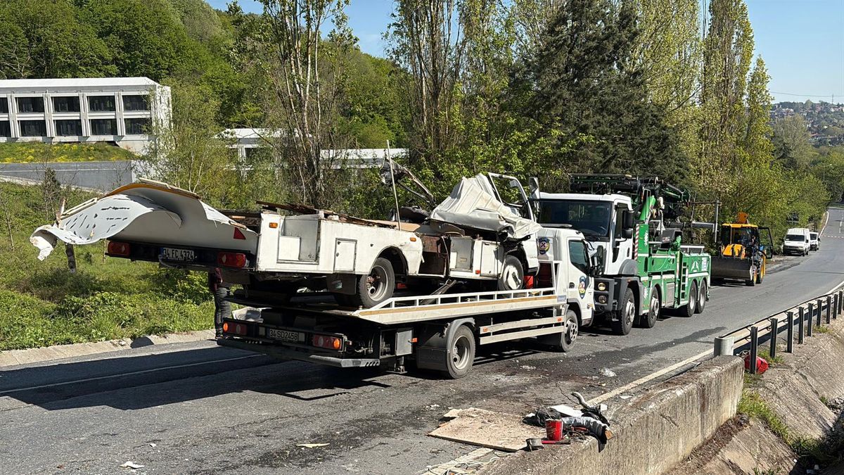 Sarıyer'de bariyerlere çarpan karavan sürücüsü hayatını kaybetti