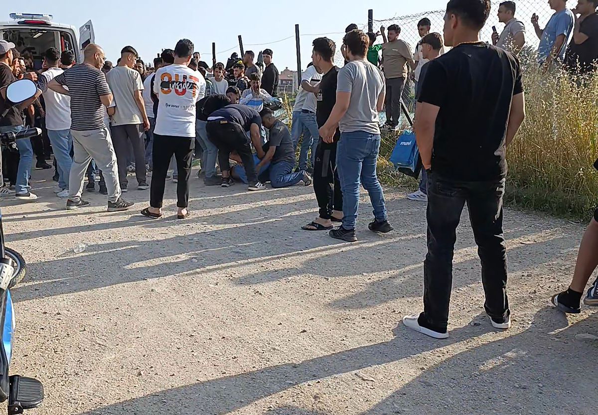 Adana'da Nehirde Boğulma Tehlikesi Geçiren Genç Kurtarıldı