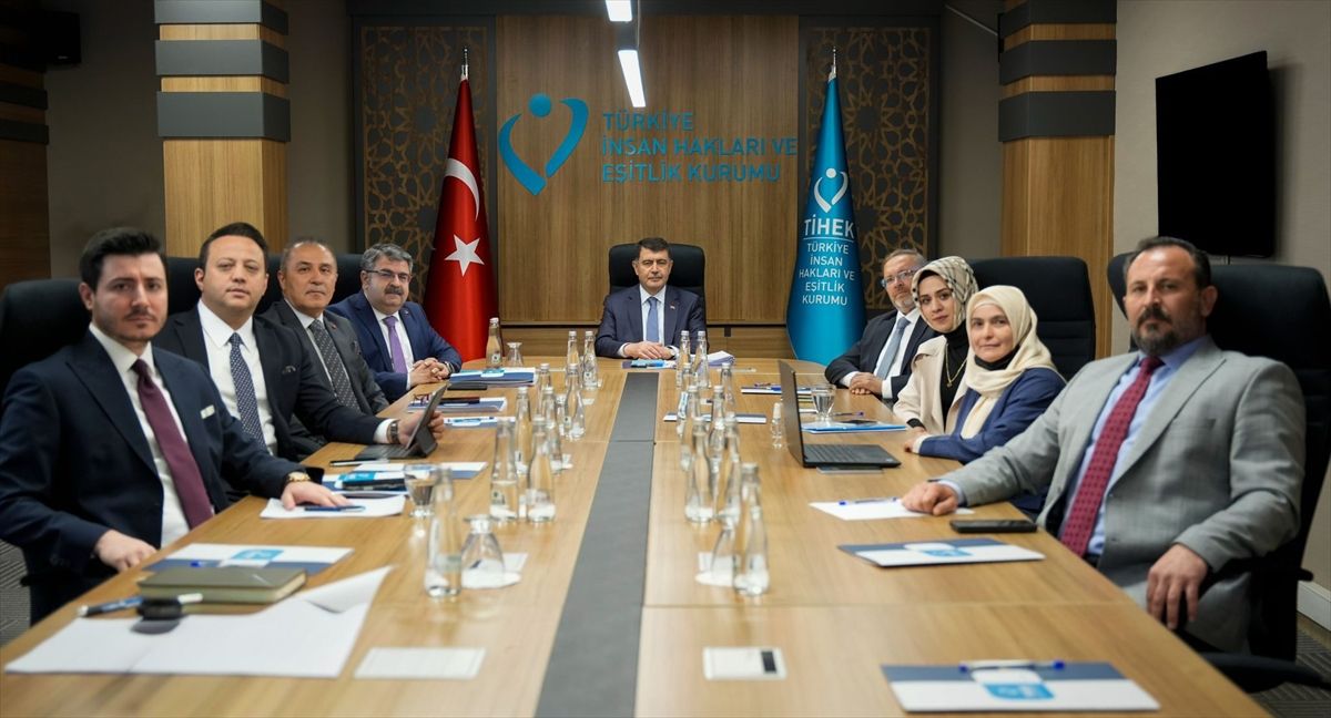 TİHEK'in yeni dönemdeki ilk kurul toplantısı Vasip Şahin başkanlığında yapıldı