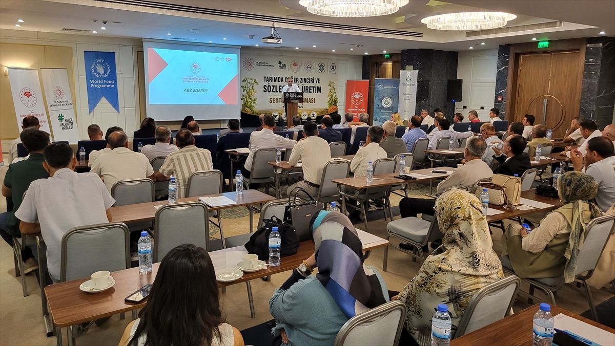 Adıyaman'da "Tarımda Değer Zinciri ve Sözleşmeli Üretim Sektör Buluşması" düzenlendi