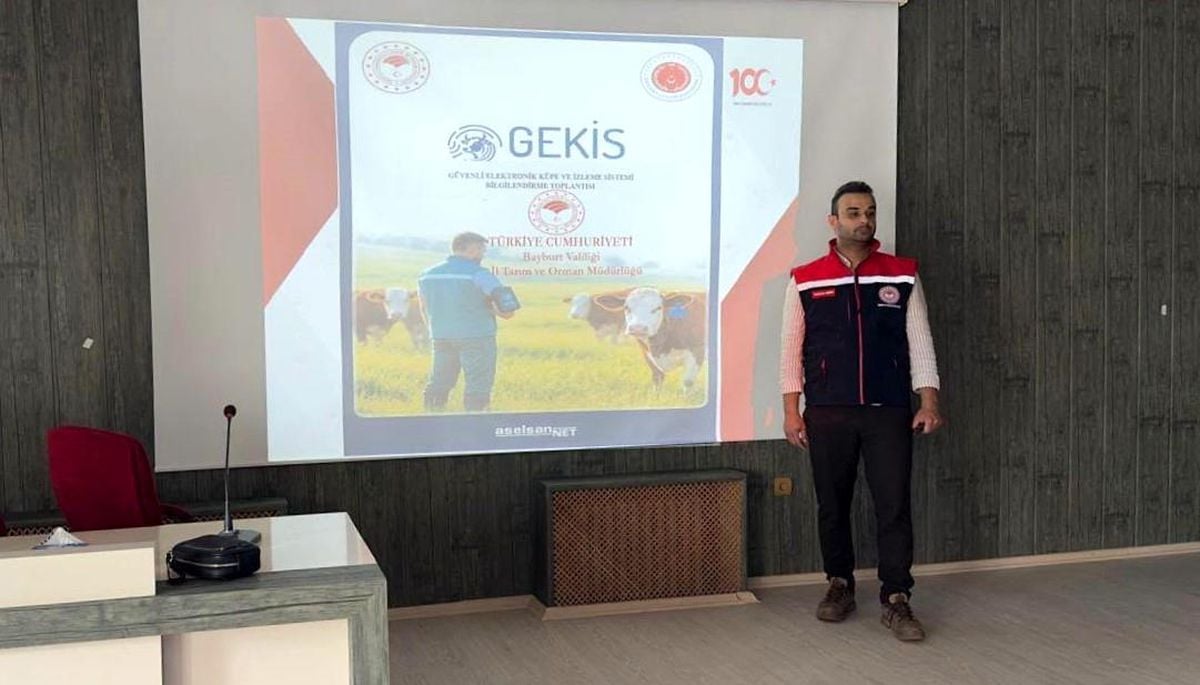 Bayburt'ta veteriner hekimlere GEKİS sistemi anlatıldı