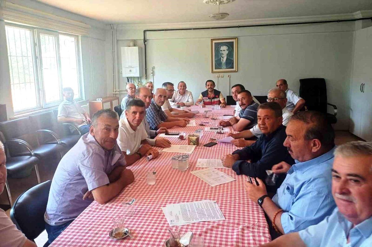 Çavdarhisar'da muhtarlara hasat dönemi ve anız yangınları eğitimi