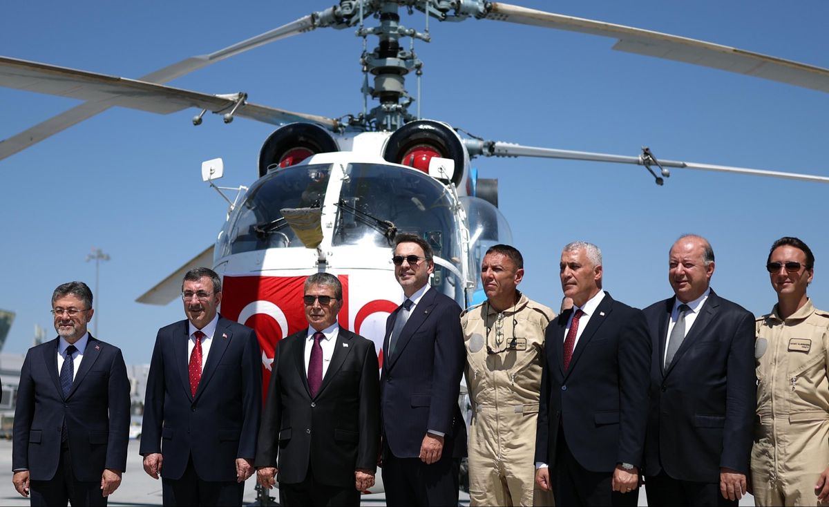 Enerji ve Tabii Kaynaklar Bakanı Alparslan Bayraktar, KKTC'de
