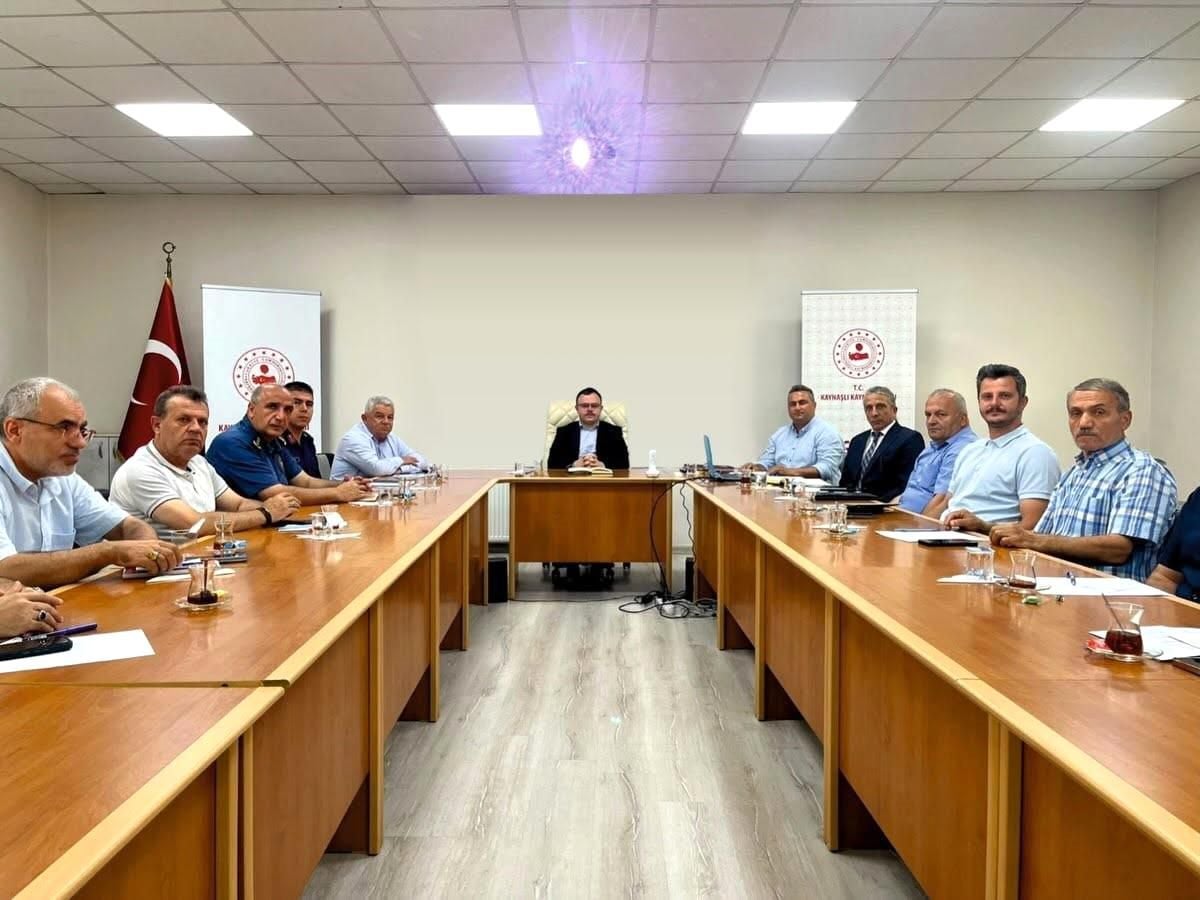 Mevsimlik tarım işçileri için toplandılar