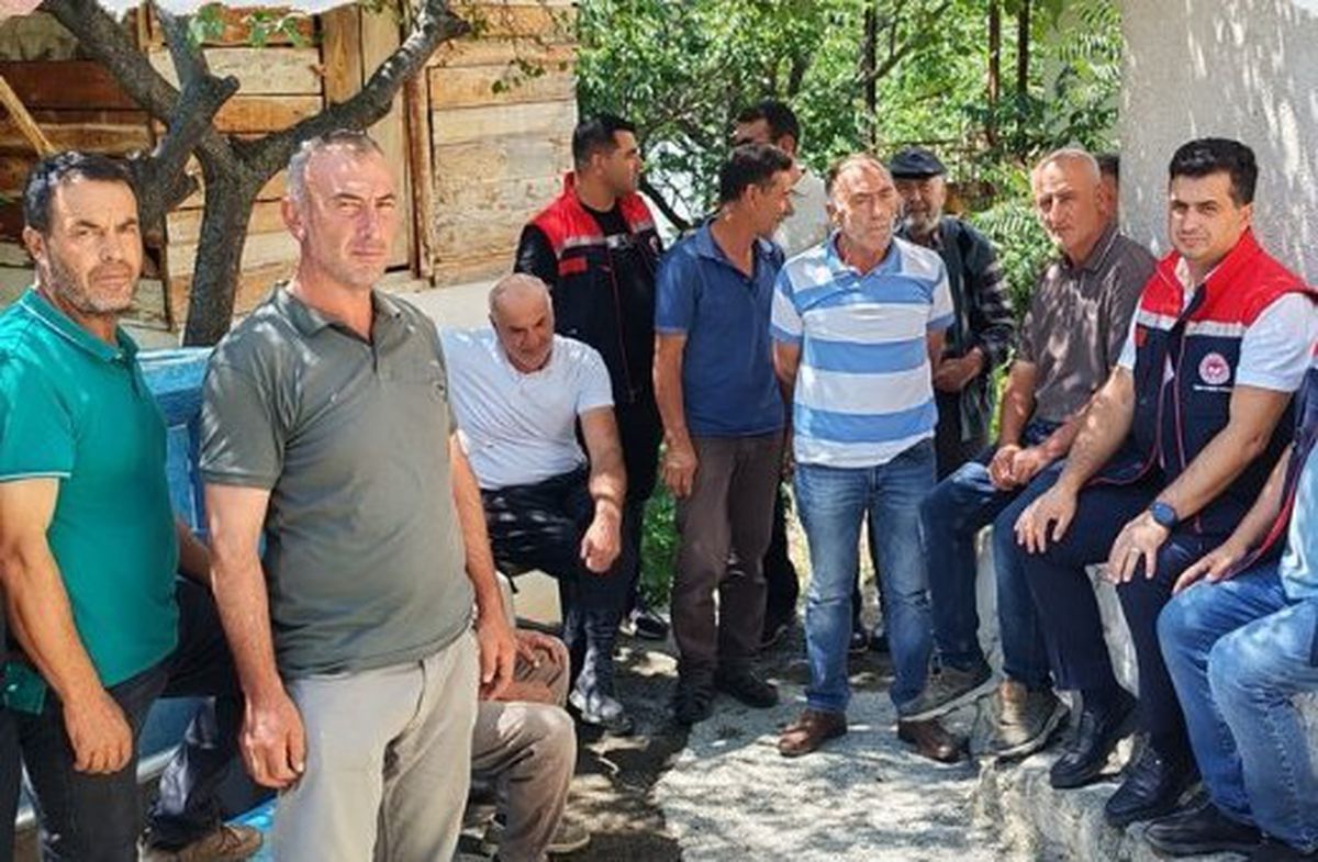 Erzurum'da 'Cuma Buluşmaları' ile Üreticilere Yerinde Tarım Eğitimi