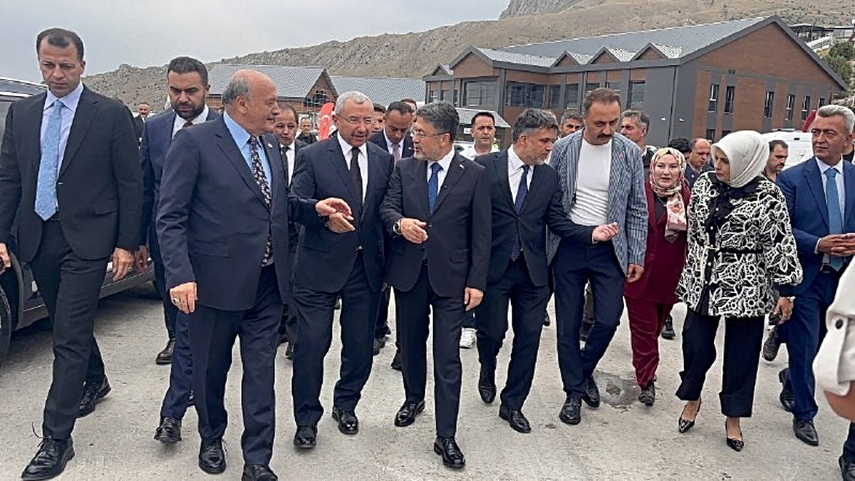 Bakan Yumaklı: "Doğu ve Güneydoğu için yeni tarım eylem planı açıklanacak"