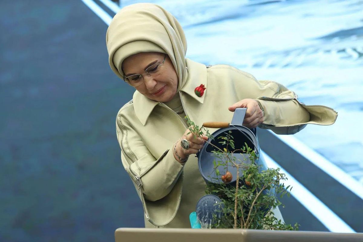 Emine Erdoğan'dan Botanik Bahçesi'ne ziyaret