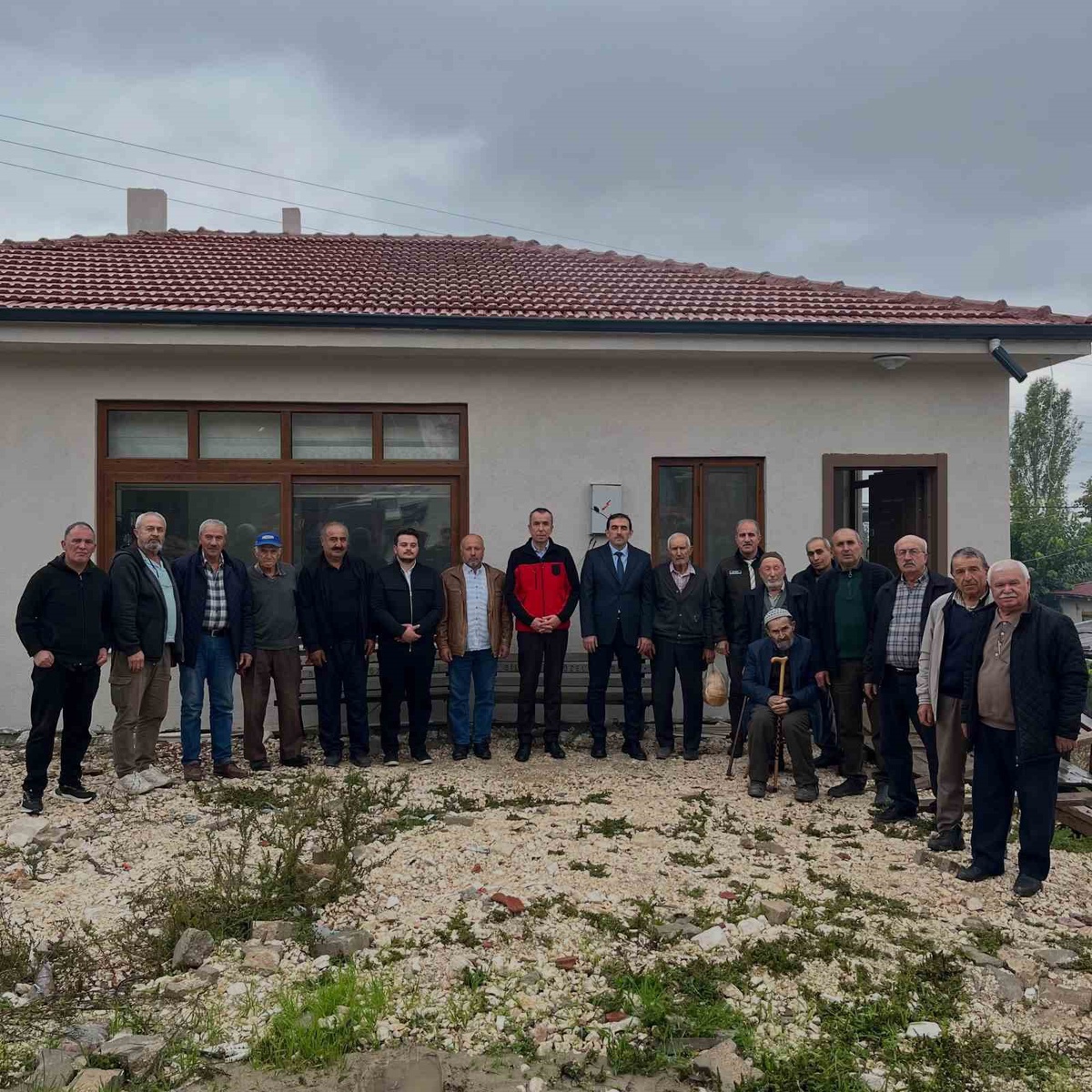 Bilecik Tarım ve Orman İl Müdürü Ayvalık, Çavuşköy'de üreticileri dinledi