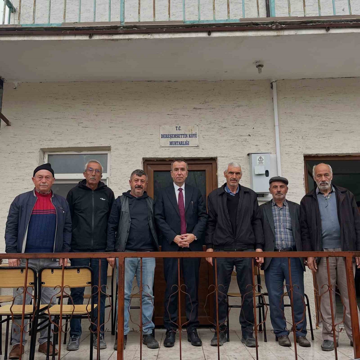 Bilecik'te Tarım Müdürü Çetin Ayvalık, Dereşemsettin Köyü'nde çiftçilerle buluştu